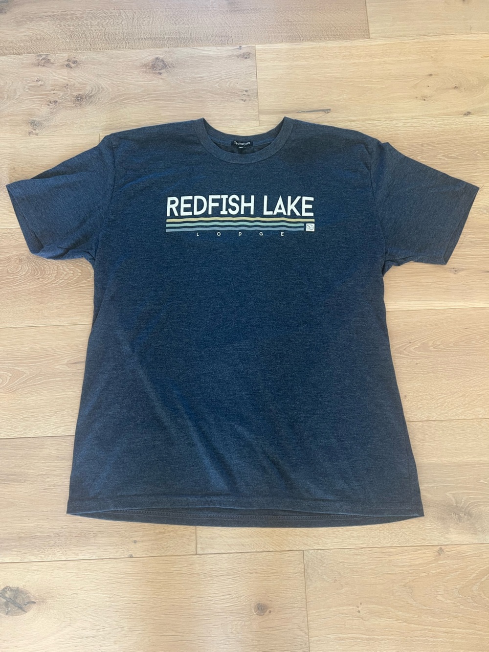 Redfish Lake Lodge Idaho Graphic T-Shirt - Size XL
